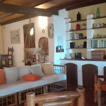 Alojamento de Acomodação e Pequeno-almoço Casa Arancio Olbia
