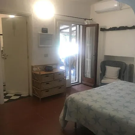 Alojamento de Acomodação e Pequeno-almoço Casa Arancio Olbia