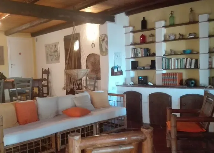 ベッド・アンド・ブレックファスト Casa Arancio オルビア